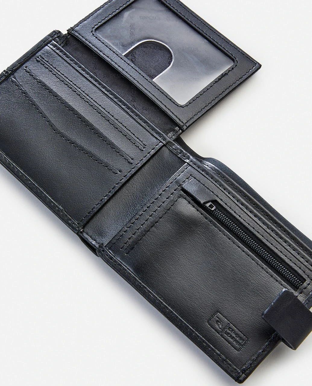 Pump Clip RFID All Day Wallet 6 Pump Clip RFID All Day Wallet - Image 4