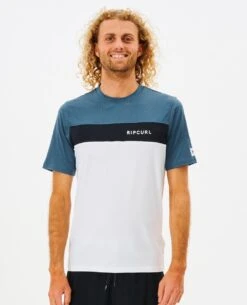 Undertow Short Sleeve UV Tee -Beach Men Wear 12pmrv 0049 1